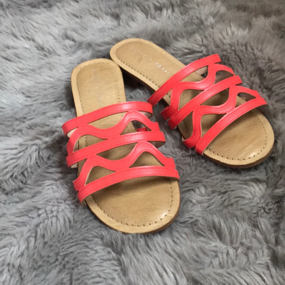 Kelly & Katie Sandals